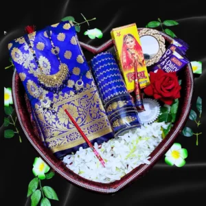 ব্লাউজ পিস সহ গিফট নীল কাতান সফ্ট শাড়ির কম্বো. -